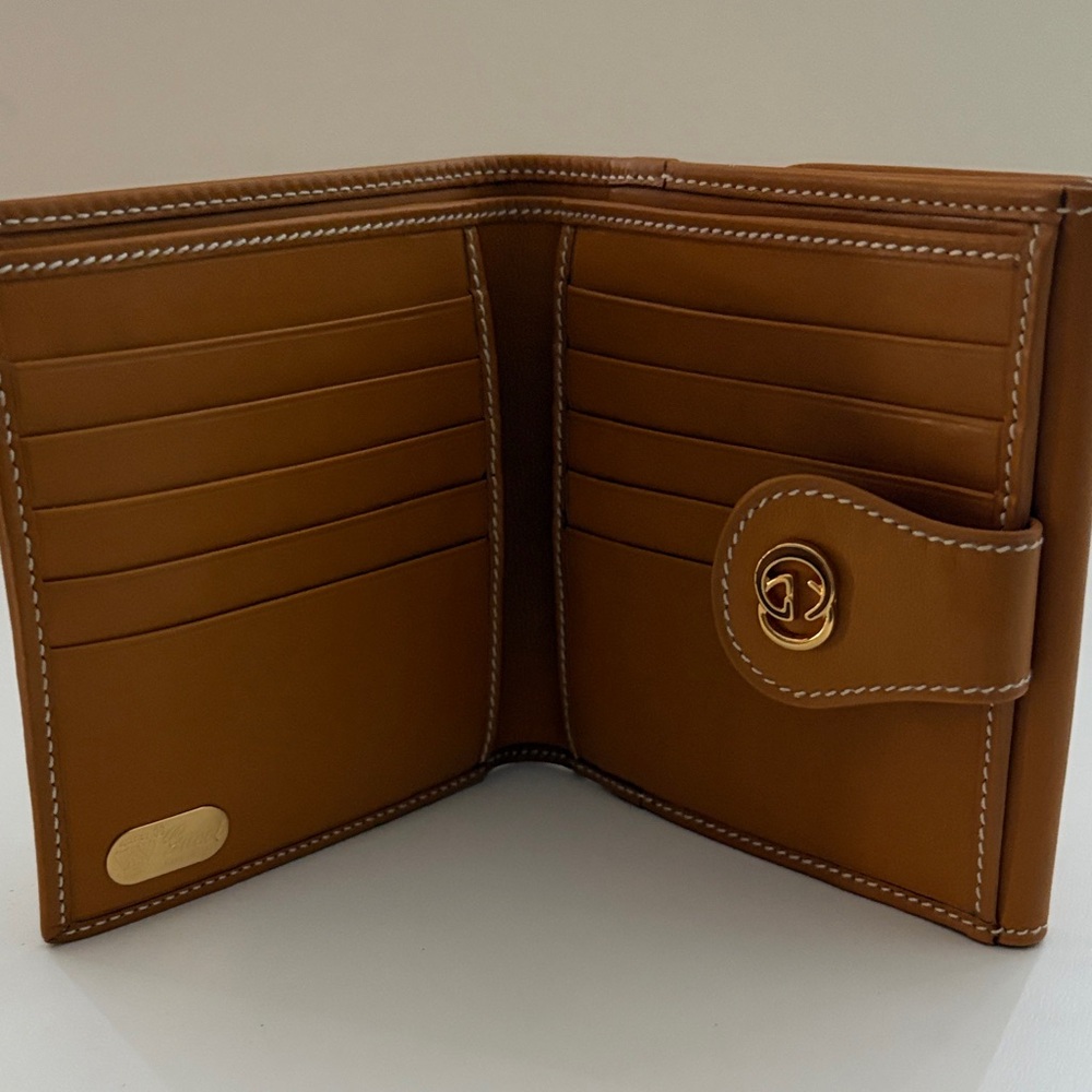 Gucci Supreme GG Tan and Cream Women's Wallet - Picture 2 of 4
